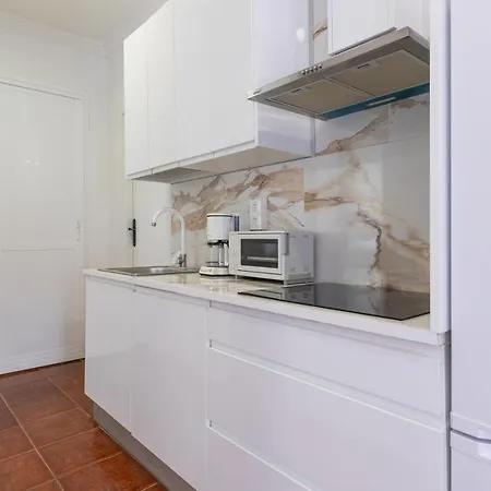 Vivienda En Calle La Luna